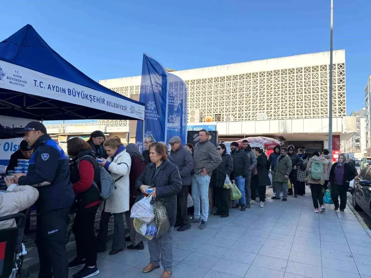 Aydın Büyükşehir Belediyesi'nden Miraç Kandili Helva Hayri