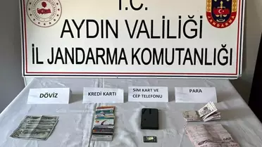 Jandarma ekipleri göçmenleri kontrol ediyor