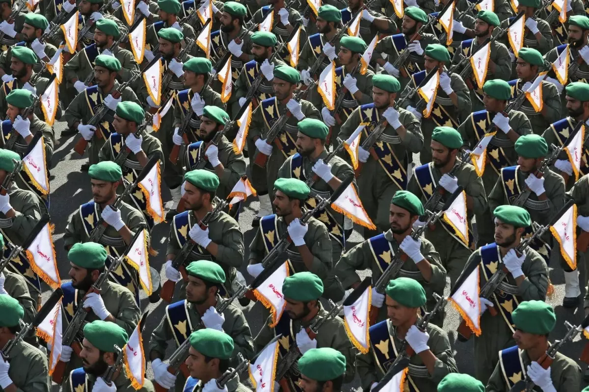 İran’da Sokağa Çıkanlar: Ölüm Sayısı 2.615’e Ulaştı, Yüzlerce Yaralı ve On Binlerce Gözaltı