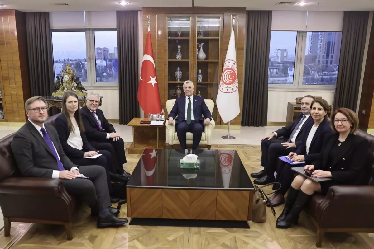 Bakan Bolat, AB Yetkilisi Thomas ile Ticaret Görüşmelerine Ev Sahibi Oldu