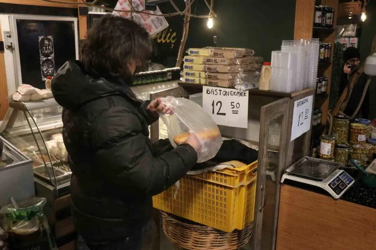 Erenler’de Ekmek Fiyatı %38 İndirimle 12,5 Liraya Düştü