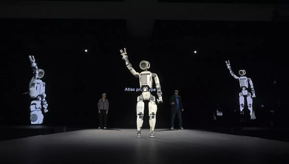 Hyundai, CES 2026’da İnsan Odaklı Yapay Zeka Robotik Vizyonunu ve Atlas Robotunu Tanıttı