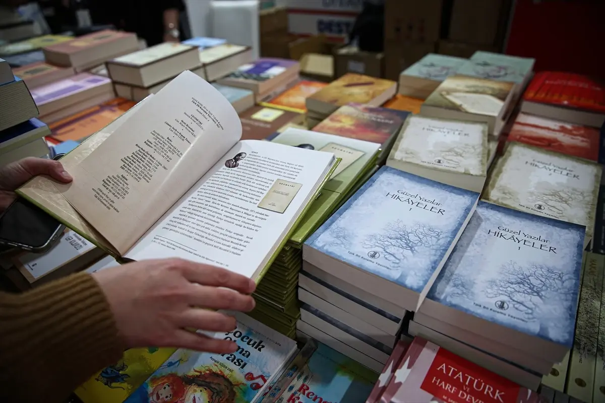 2025'te Türkiye'nin Kitap Üretimi Rekor Kırdı: 407 Milyon Adet