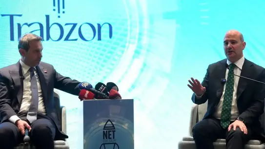 Enerji Bakanı Bayraktar, Trabzon’da Gençlerle Buluşarak Bağımsızlık Vurgusu Yaptı