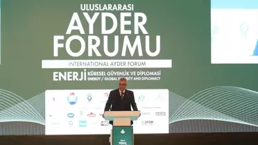 Forum sahasındaki enerji panosu