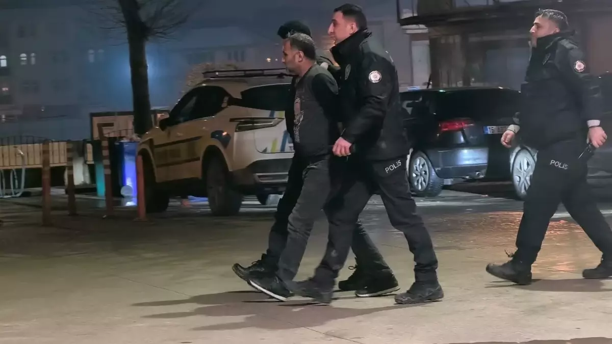 İnegöl'de 5 Yıl Hapis Cezalı Uyuşturucu Kaçakçısı Yakalandı