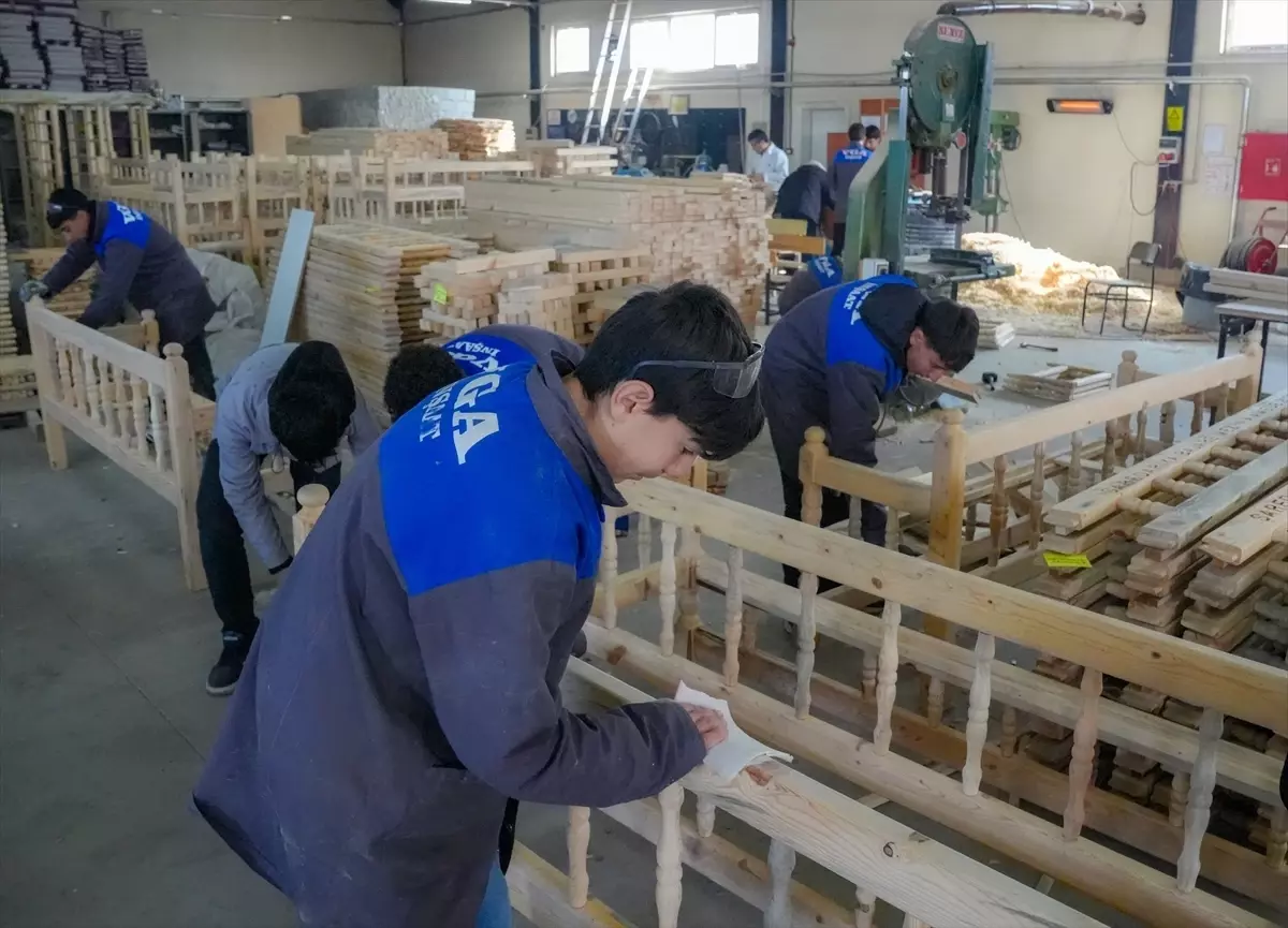 Diyarbakır Meslek Lisesi Öğrencileri 3 Yılda 50 Milyon TL Ciroyla Ekonomik Başarı Yakaldı