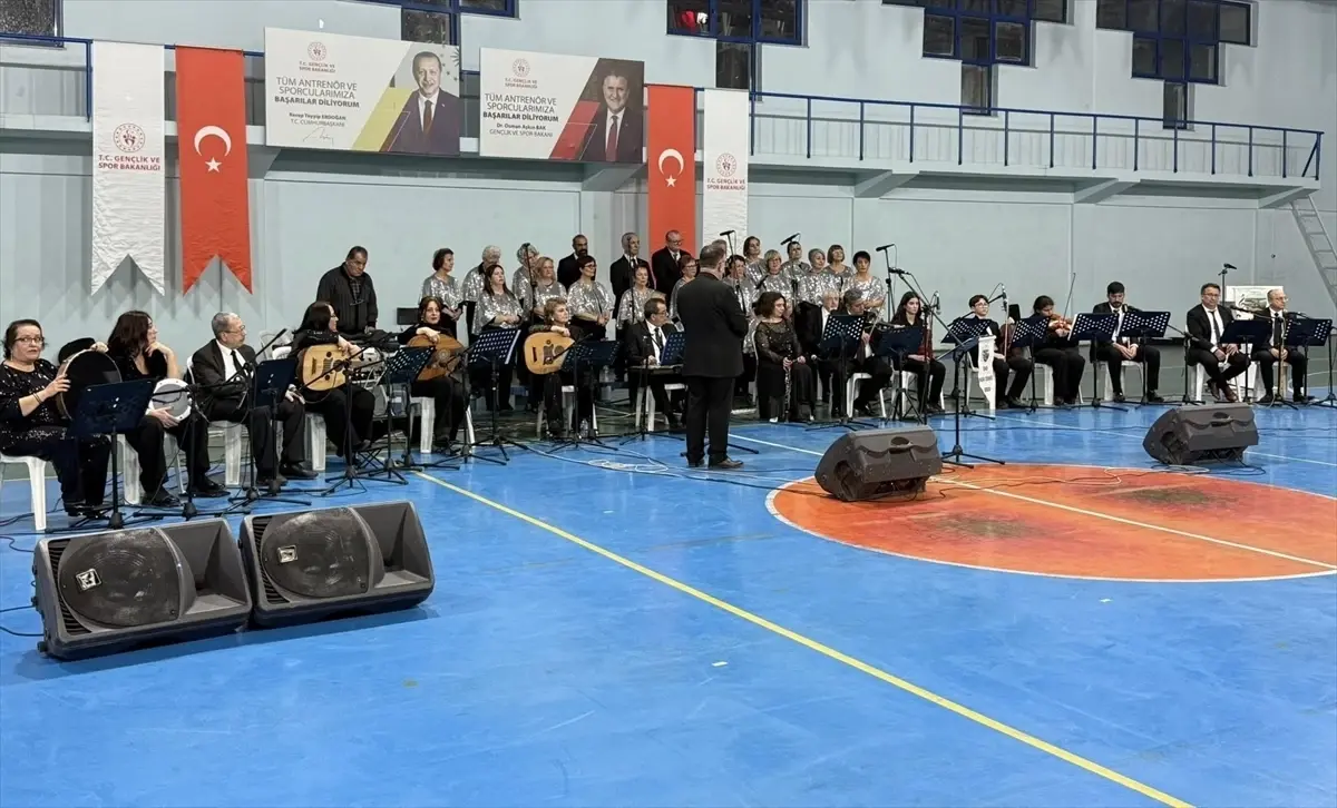 Durağan’da Türk Halk Müziği Rüzgarı: Belediye Başkanı Kültürün Gücünü Vurguladı