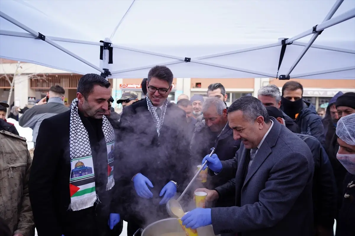 Erciş’te Miraç Kandili Kutlamaları ve Gazze’ye Destek Mesajı