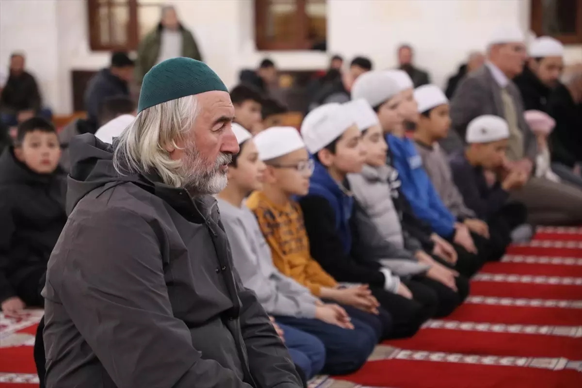 Miraç Kandili Güneydoğu’da Coşku ve Dua ile Kutlandı