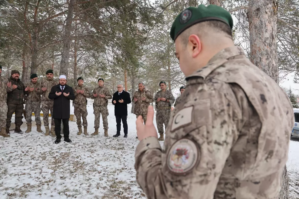 Sivas'ta PÖH Birlikleri Suriye'ye Gönderildi: Tören ve Dualar