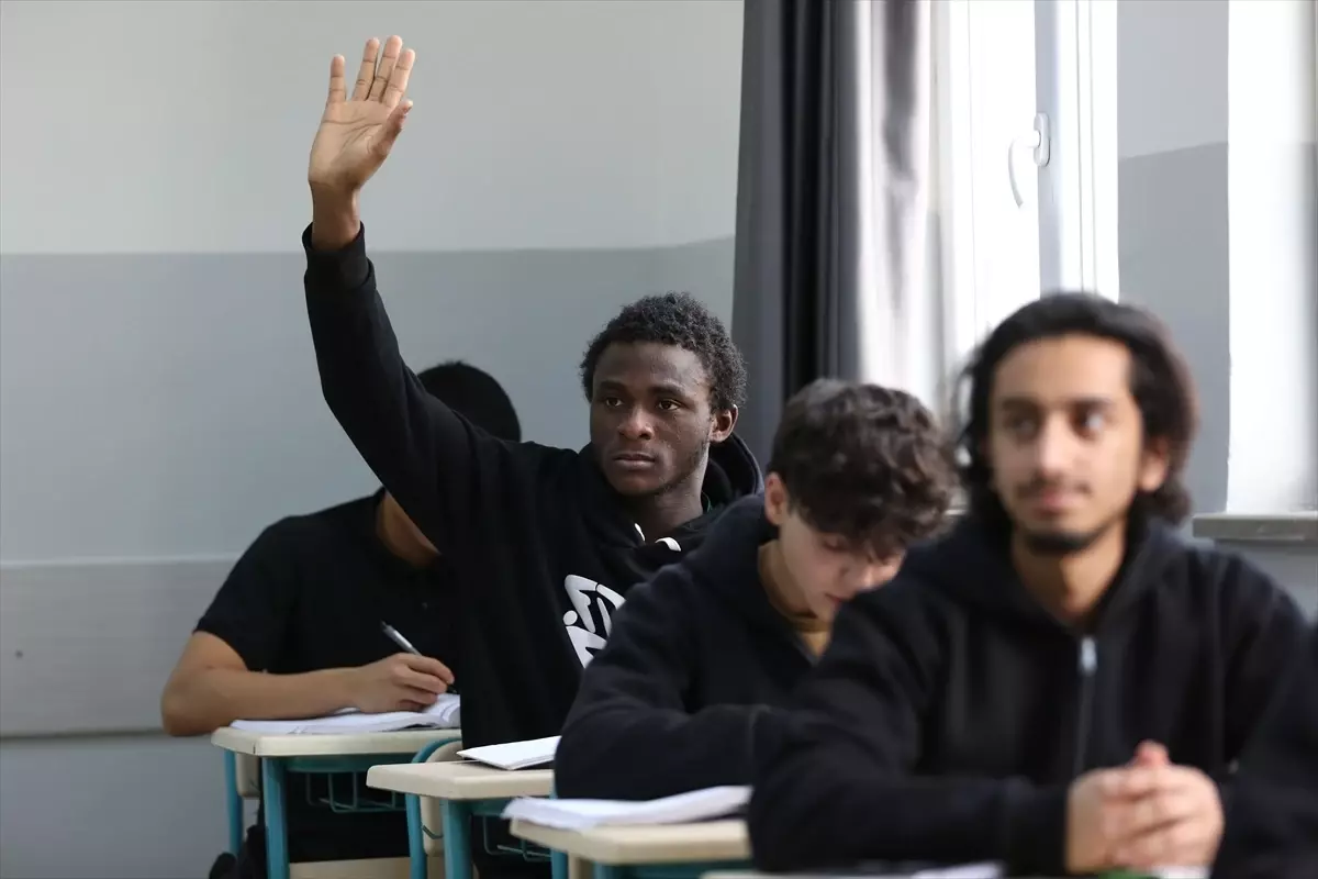 TDV Uluslararası Burs Programları İçin Başvurular Resmi Olarak Açıldı