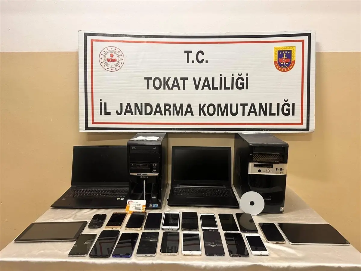 Erbaa’da Yasa Dışı Bahis Çetesi Çökertildi: 9 Şahıs Tutuklandı