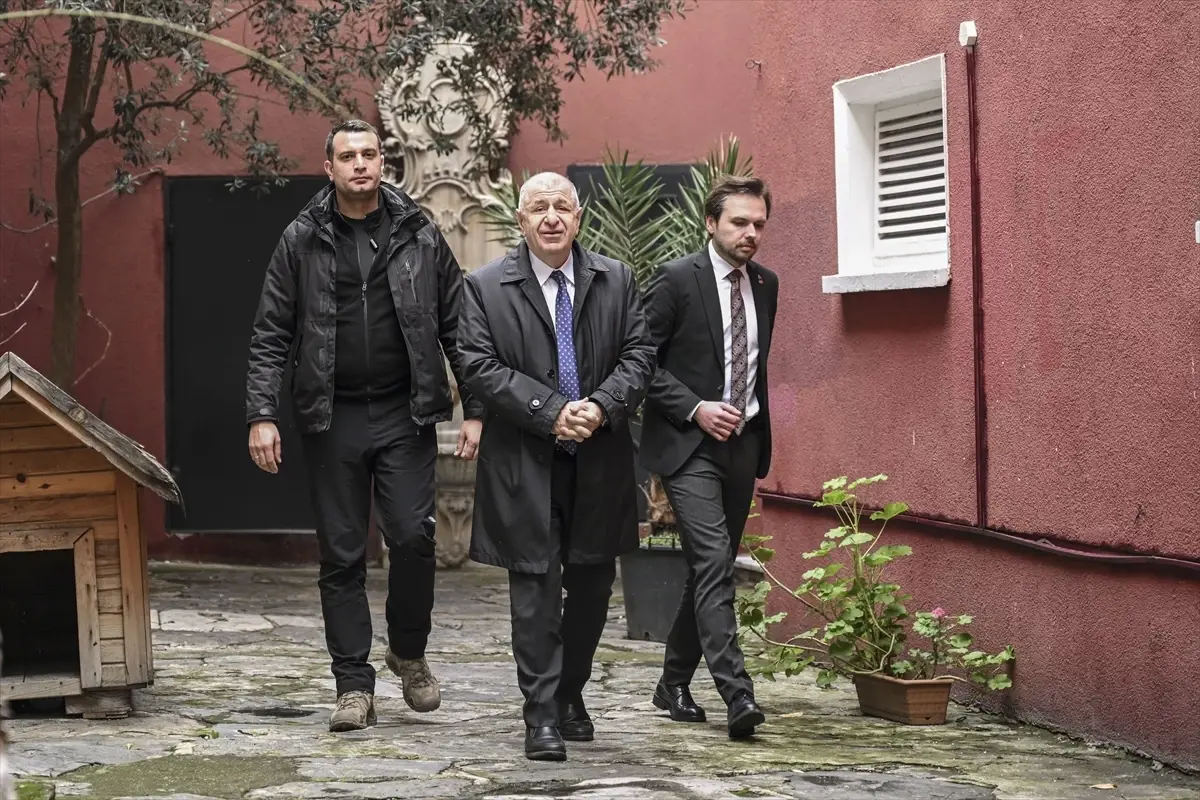 Zafer Partisi Lideri Ümit Özdağ, Türk Ortodoks Patrikhanesi'ni Ziyaret Ederek Dini ve Kültürel Dayanışmayı Vurguladı