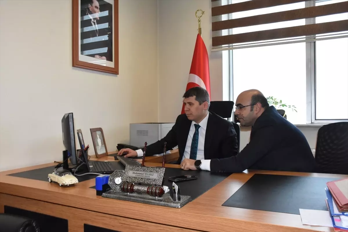 Van Cumhuriyet Başsavcısı Yıldız, 2025 Fotoğraf Yarışması Oylamasına Katıldı