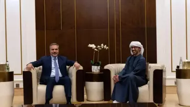 Dışişleri Bakanı Hakan Fidan, Abu Dabi'de BAE Dışişleri Bakanı ile Görüştü