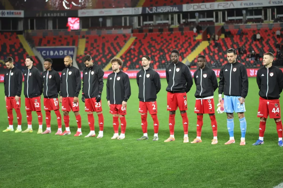 Gaziantep FK, Galatasaray Maçından İki Oyuncusunu Eksik Gönderecek
