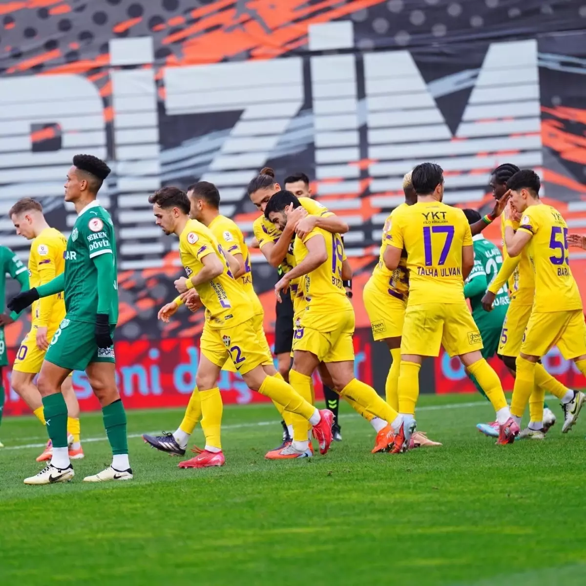 Eyüpspor, Ziraat Türkiye Kupası'nda Iğdır FK'yı 2-1 Yenerek İlk Zaferini Aldı