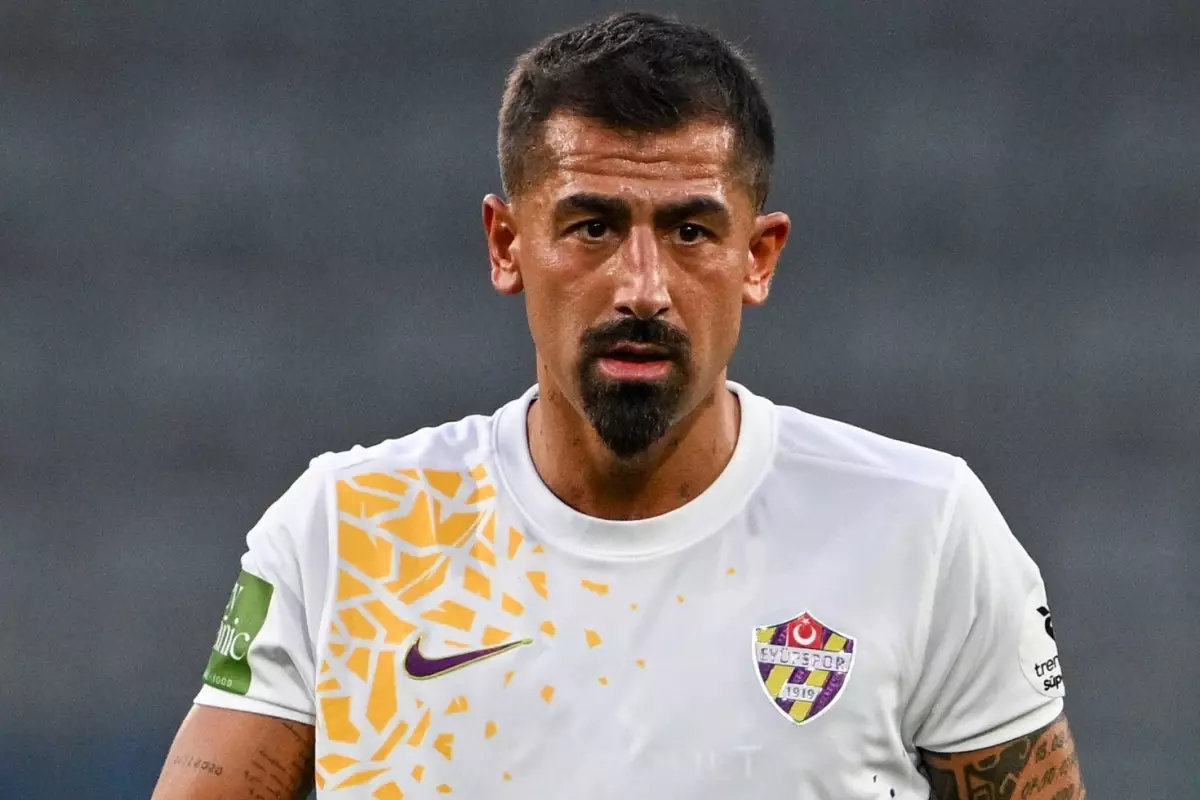 Kerem Demirbay Kasımpaşa'ya Transfer Oldu: Yeni Sezon Hazır