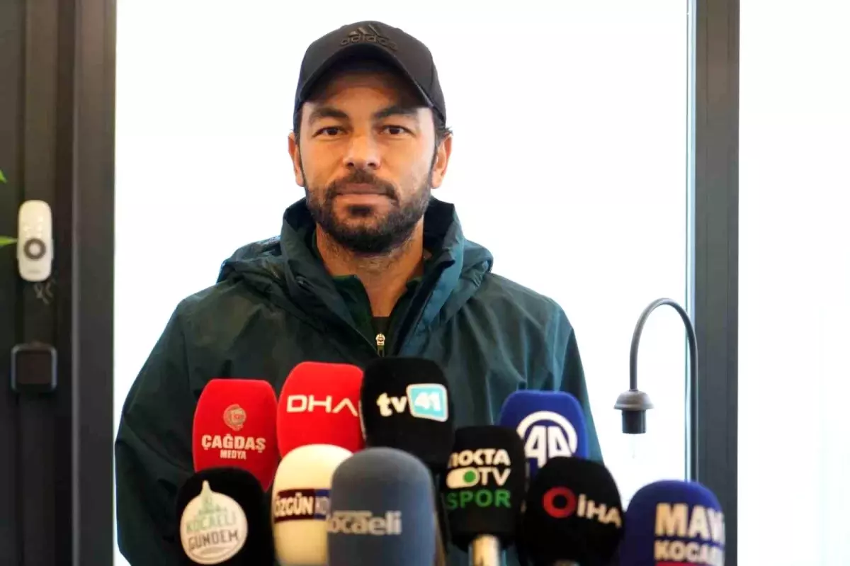Selçuk İnan'dan Transfer Dönemi Açıklaması: Trabzonspor Maçına Odaklanıyoruz