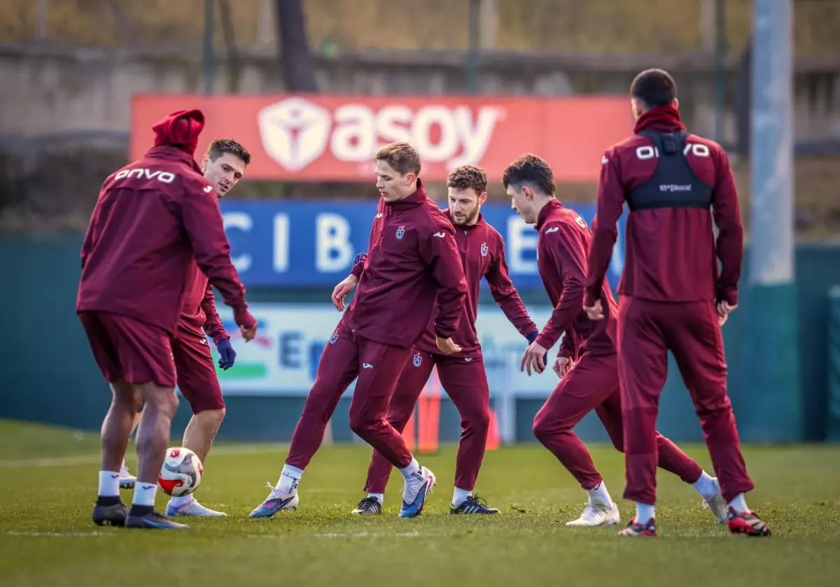 Trabzonspor, Fatih Tekke Yönetiminde Kocaelispor Maçı İçin Antrenmana Başladı