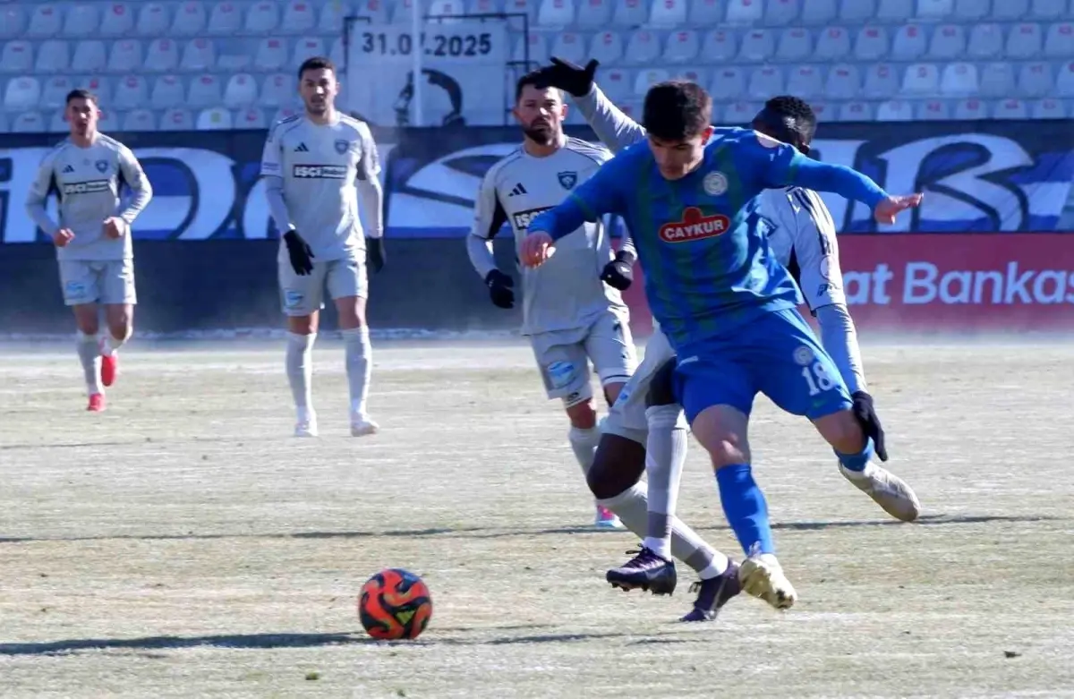 Erzurumspor FK, Ziraat Türkiye Kupası'nda Çaykur Rizespor'u 2-0 Mağlup Etti