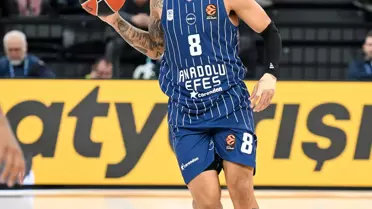 Maç skoru tabelası: Anadolu Efes 75 - 89 Kosher Baskonia