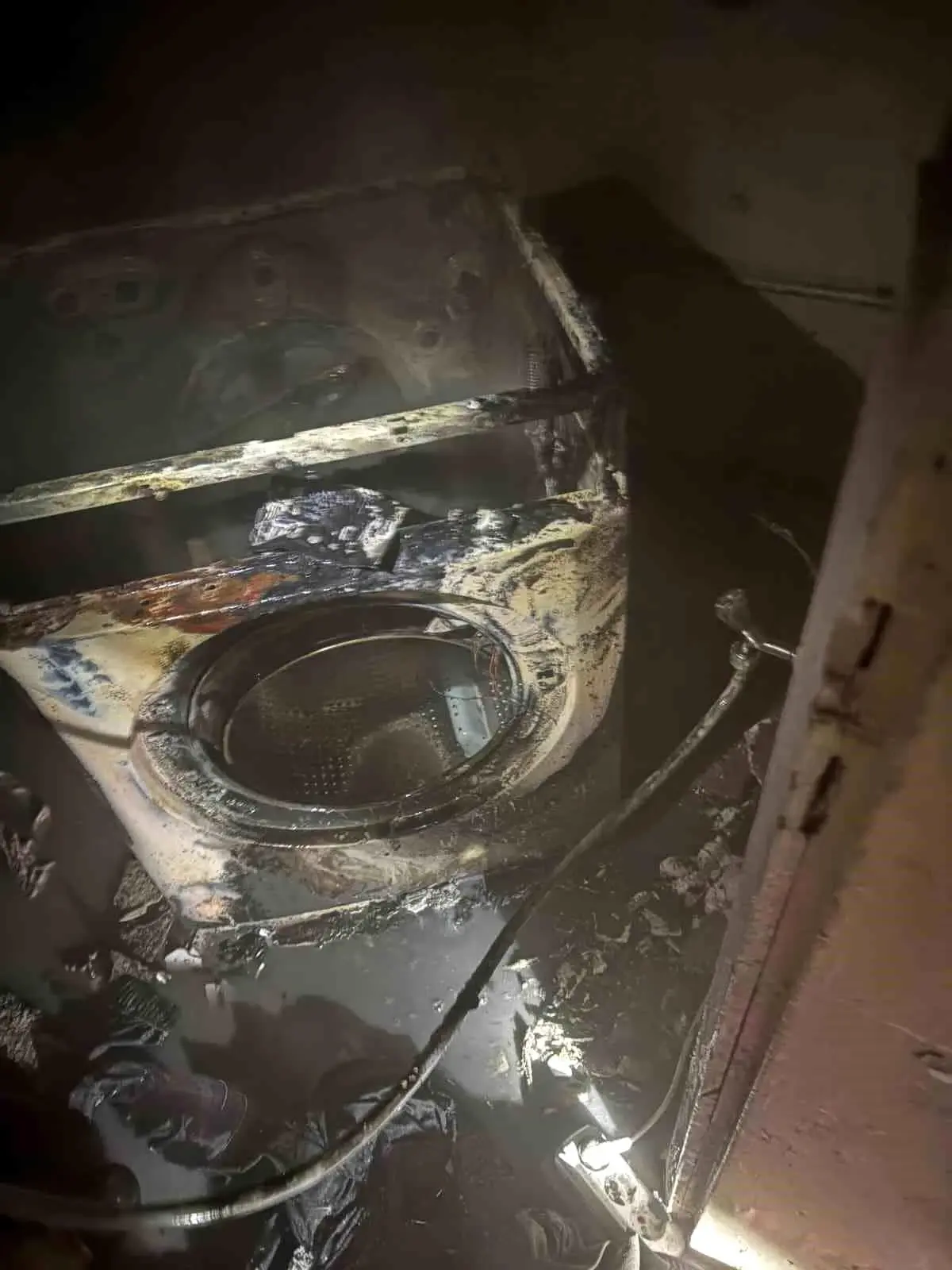 Diyarbakır’da Çamaşır Makinesi Arızasıyla Çıkan Yangın Evleri Harap Etti