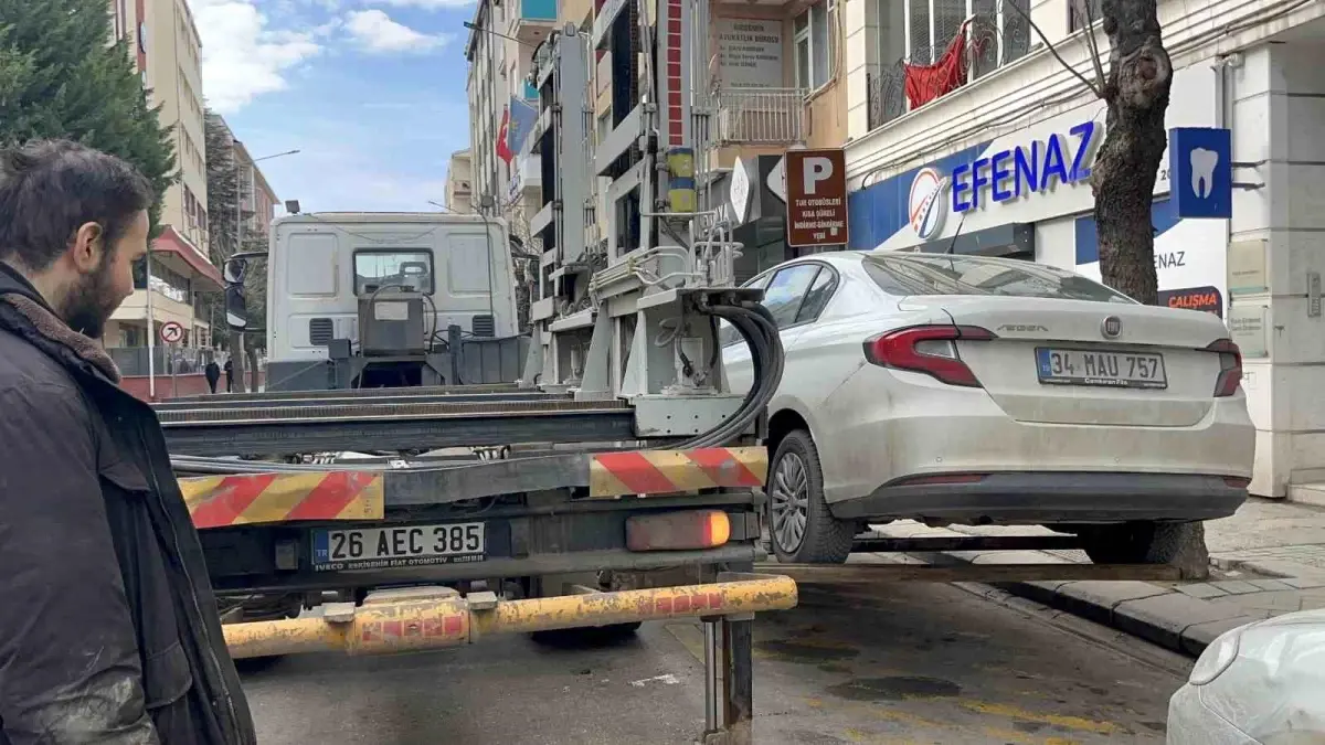 Eskişehir'de Engelli Park Yerlerine ve Tur Otobüslerine Kesilen 1.246 TL'lik Cezalar