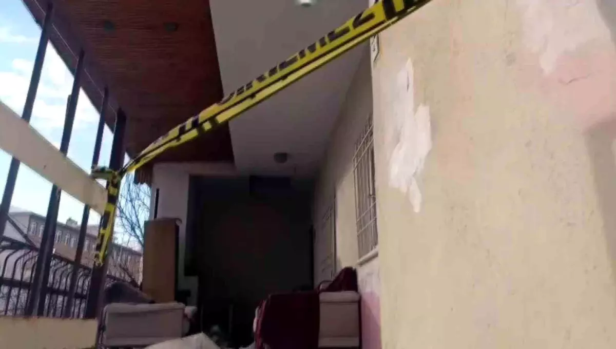 Kayseri’de Eski Nişanlısına Yönelik Bıçaklı Saldırı: 3 Yaralı