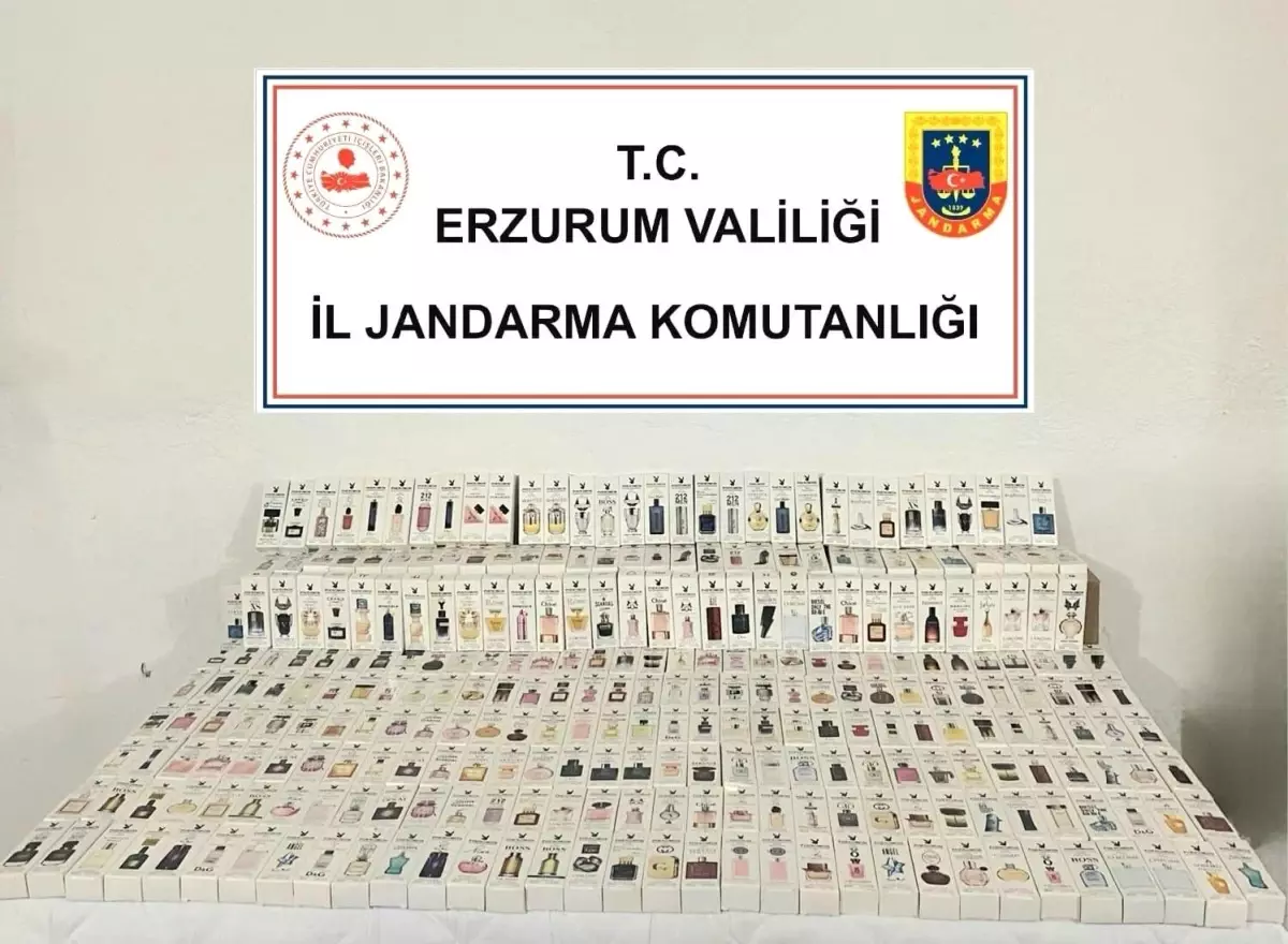 Erzurum Hınıs'ta Jandarma, 200 Kaçak Parfümü Ele Geçirdi