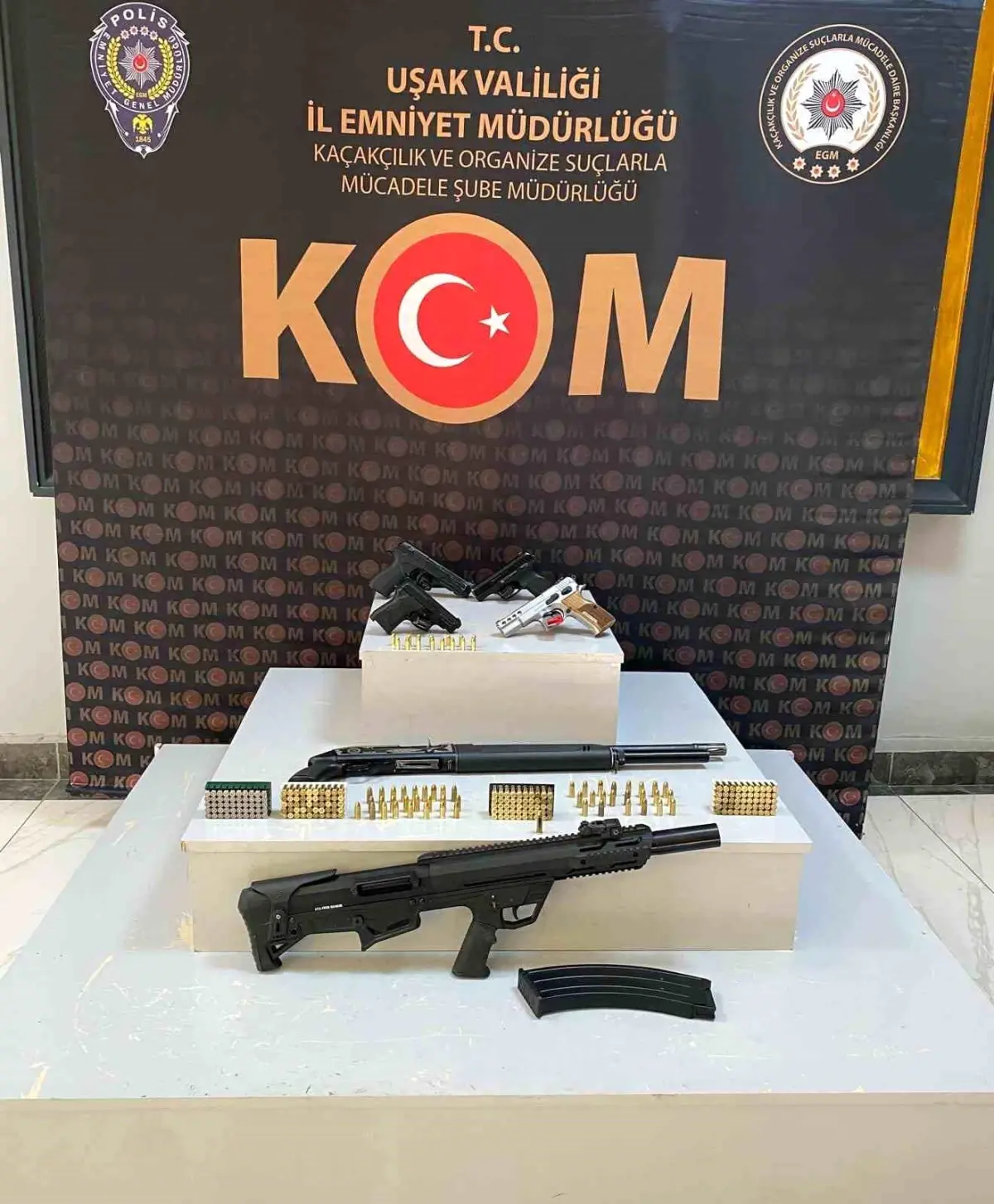 Uşak’ta Sosyal Medyada Silah Paylaşımı Operasyonu: 6 Kişi Gözaltında