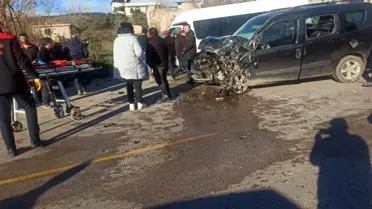 Osmaniye'de İşçi Servisi ve Hafif Ticari Araç Çarpıştı: 7 Yaralı