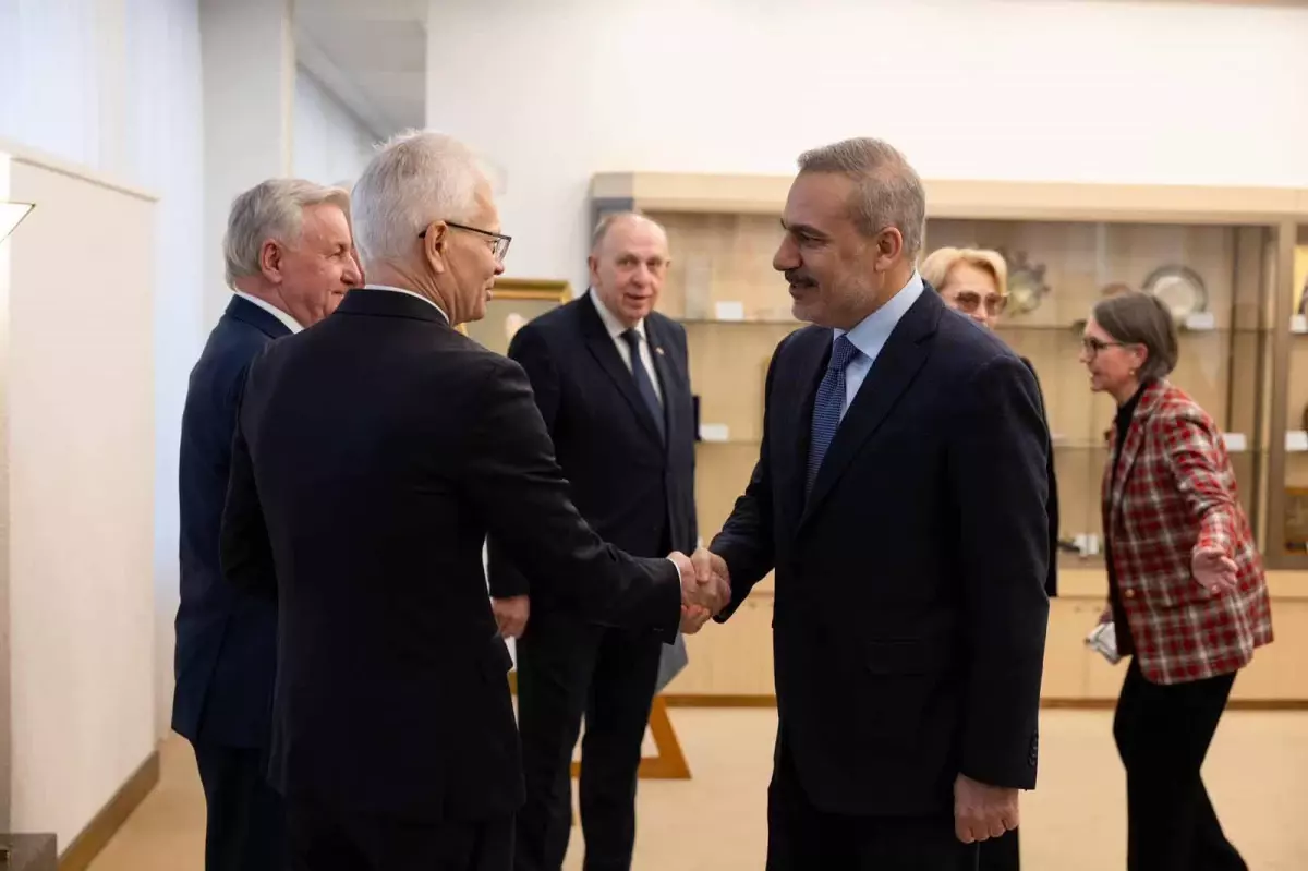 Dışişleri Bakanı Hakan Fidan, Litvanya Meclis Başkan Yardımcısı ile Görüştü