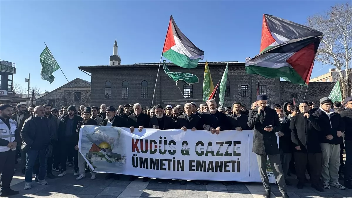 Diyarbakır’da Kudüs ve Gazze’ye Yönelik Büyük Protesto