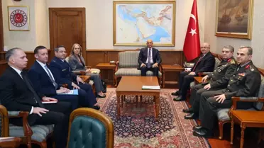 Savunma Bakanı Yaşar Güler'in Görüşmesi ve Protokol Tartışması Sosyal Medyada Gündemde