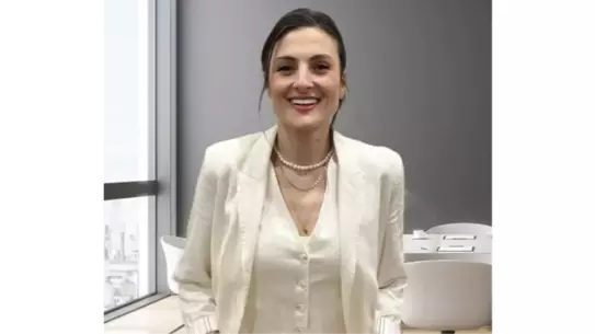 Kadın hentbolu maç anı