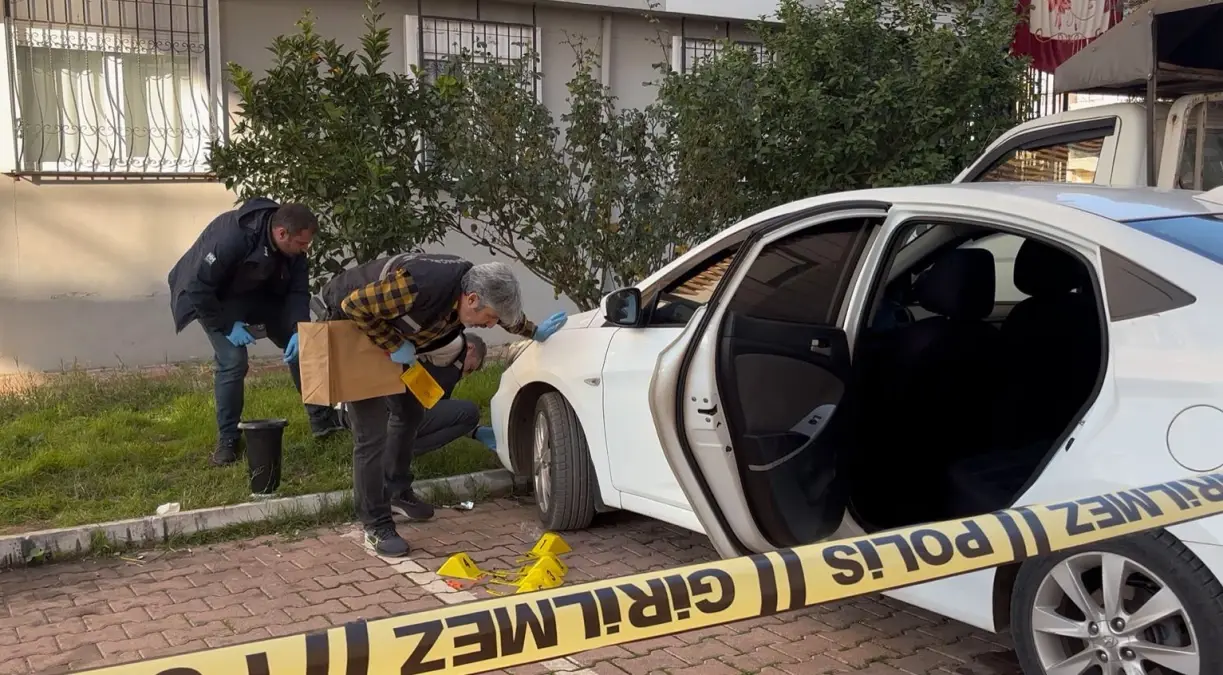 Antalya’da Aile İçi Silahlı Olayda 25 Yaşındakinin Şok Eylemi: Bir Kişi Hayatta Kaldı, Diğeri Yaralandı