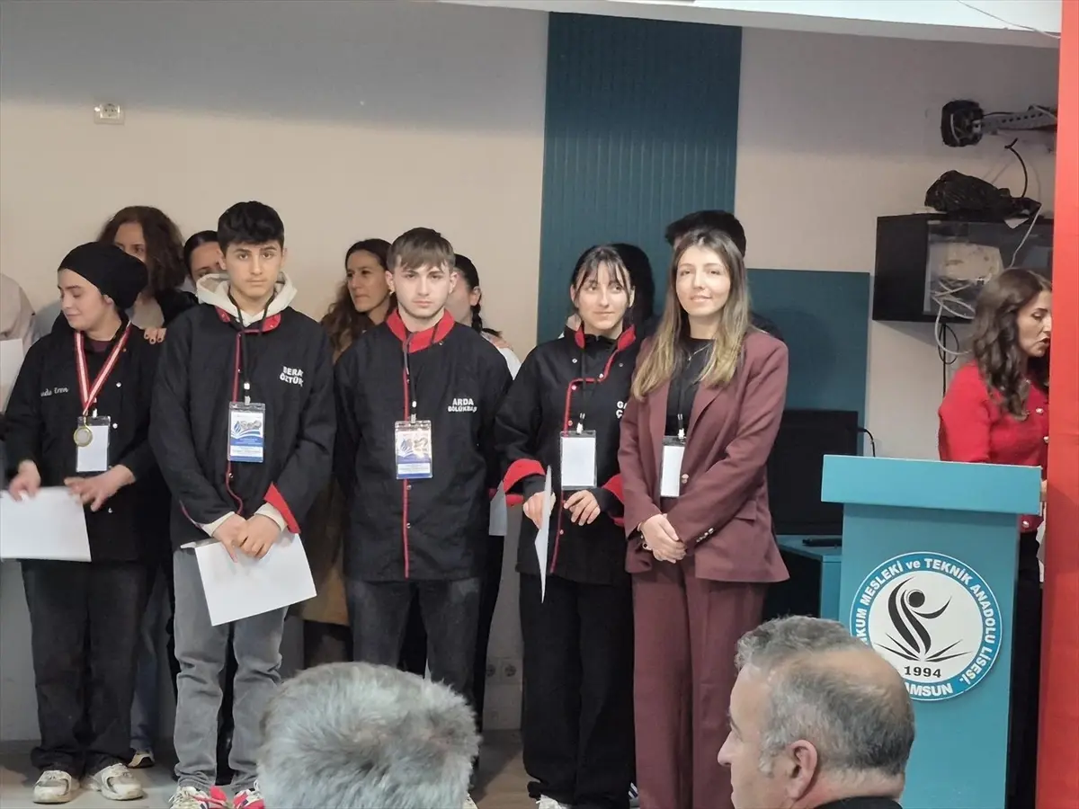 Ayvacık MTAL, Uluslararası Gastronomi Yarışmasında Üçüncü Oldu