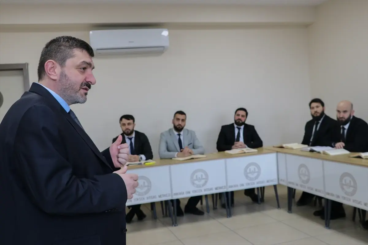 Diyanet Akademisi 10.725 Din Görevlisini Mezun Etti