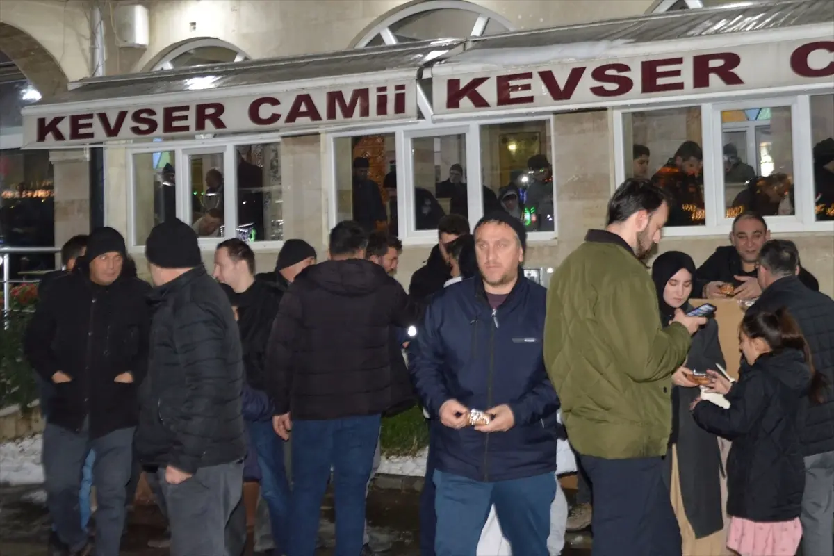 Havza’da Miraç Kandili Kutlamaları: Dualar ve Hediyelerle Dolu Bir Program