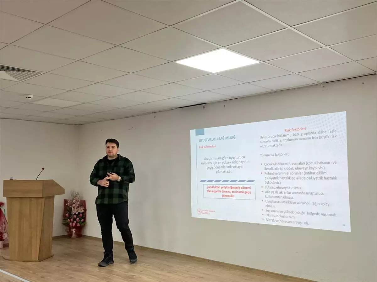 Ladik’te Bağımlılıkla Mücadele Semineri: Toplum Sağlığını Güçlendiren Adımlar