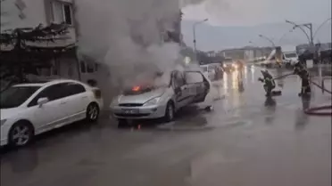 Amasya’da Motor Bölümü Alev Aldı: Otomobil Kullanılamaz Hale Geldi