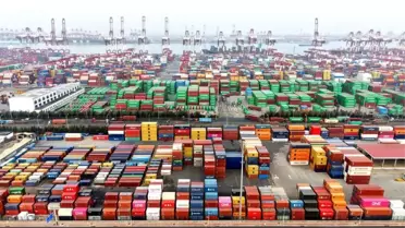 Çin ve Kanada liderleri imza töreni