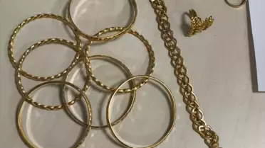 Şahinbey'de Altın Çalan İki Kadın Tutuklandı