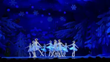 Gürcistan Devlet Balesi, İstanbul’da Büyüleyici “Fındıkkıran” Performansıyla İzleyicileri Büyülüyor