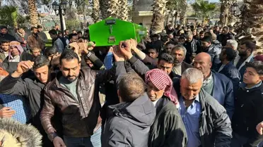 Halil Gündüz'ün cenazesi toprağa verilirken