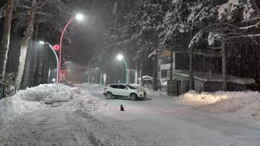 Başçiftlik’te Kar Kalınlığı 80 cm’ye Ulaştı, Kayak Merkezinde 1 Metre Kar Birikti