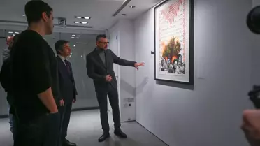 Londra’da Ahmet Yusuf Aygeç’in “Sürgündeki Zeytin Ağacı” Sergisi Sanatseverlerle Buluştu