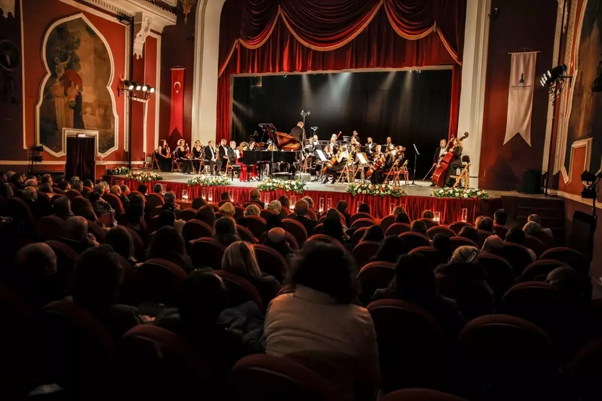 Olten Filarmoni Orkestrası İzmir'de Mozart’a Adanmış Büyüleyici Konser Sunuyor